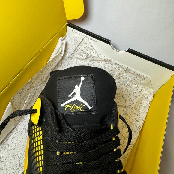 Size 10.5 - Nike Air Jordan 4 Retro Thunder 2023 Men's Shoes Ships Now - Picture 10 of 10